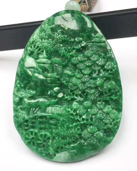 翠色欲流