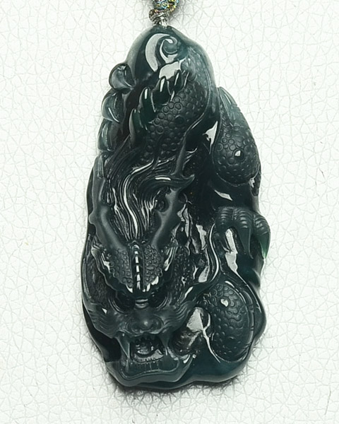 龙行天下