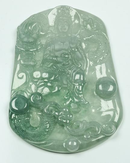 神龙护主