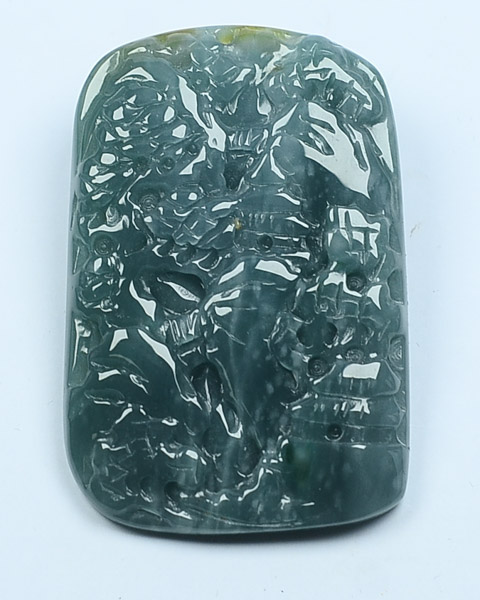 翠绿青山