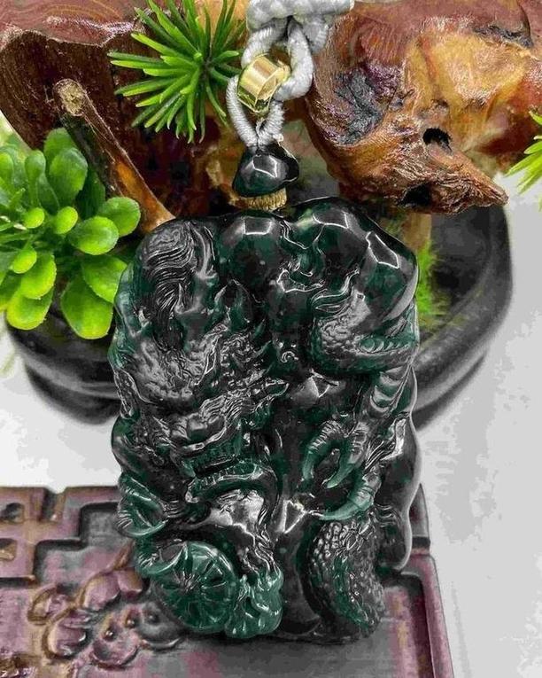 龙行天下