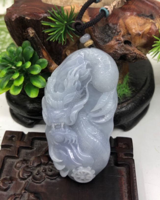 龙行天下