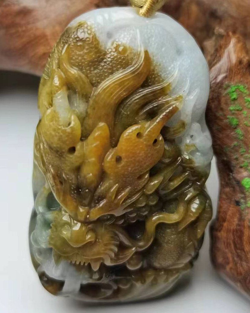 龙行天下