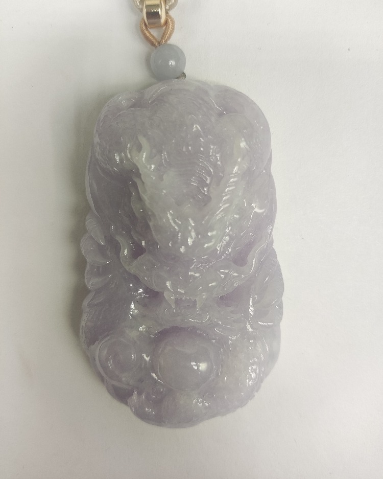 蛟龙戏珠