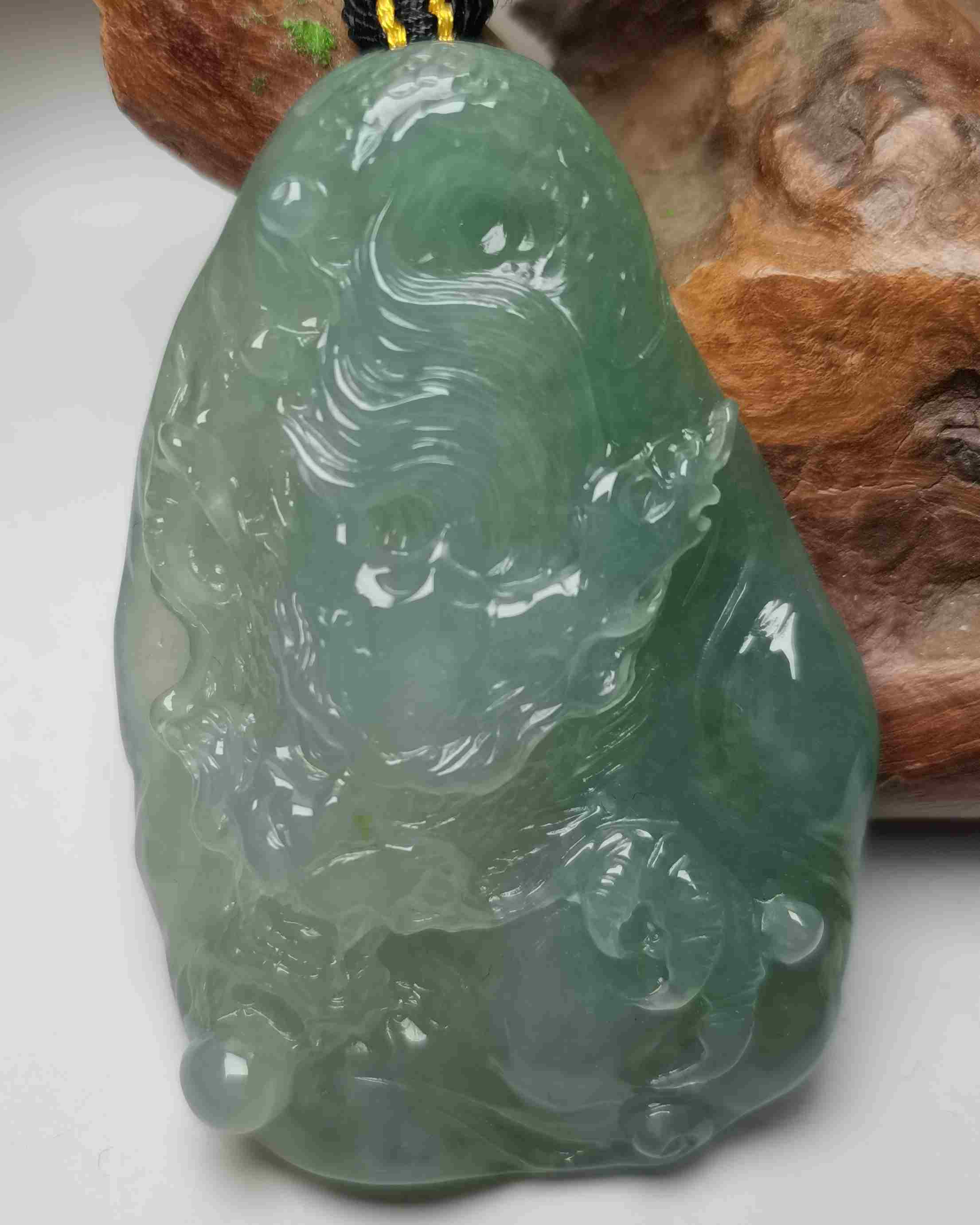 龙行天下