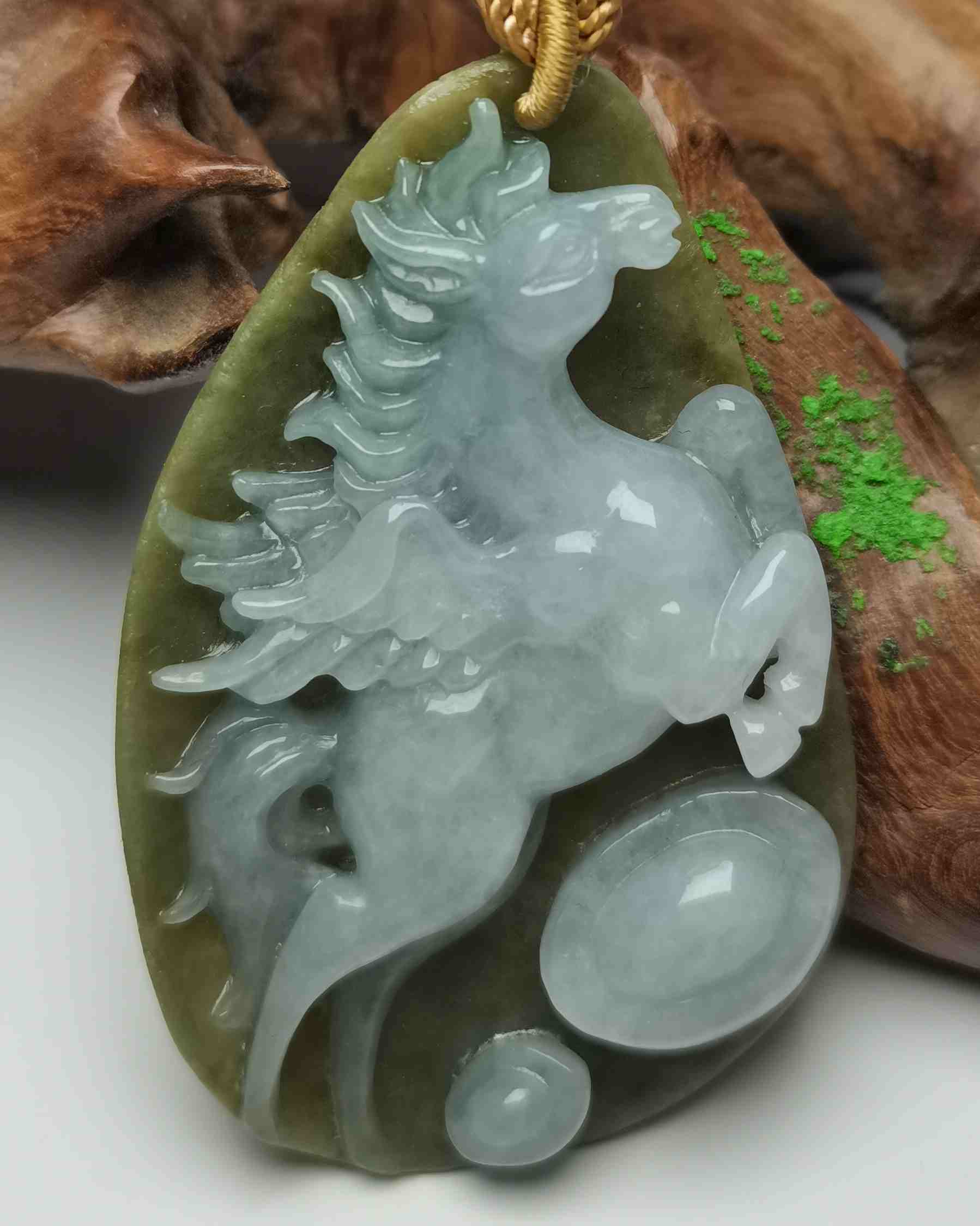 马到功成
