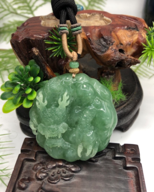 龙行天下