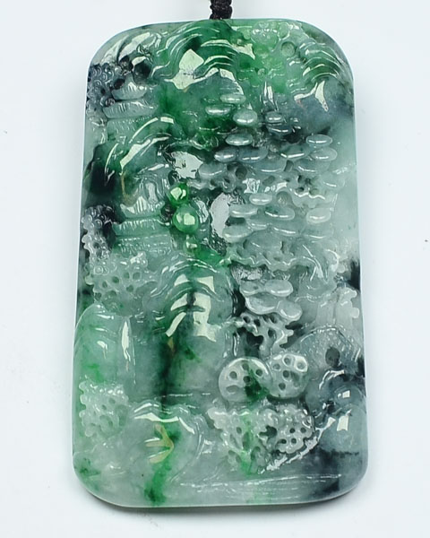 翠绿青山