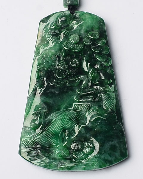 翠绿青山