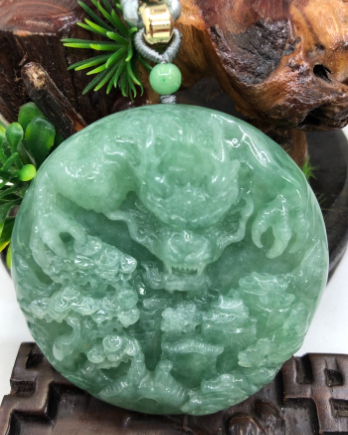 龙行天下