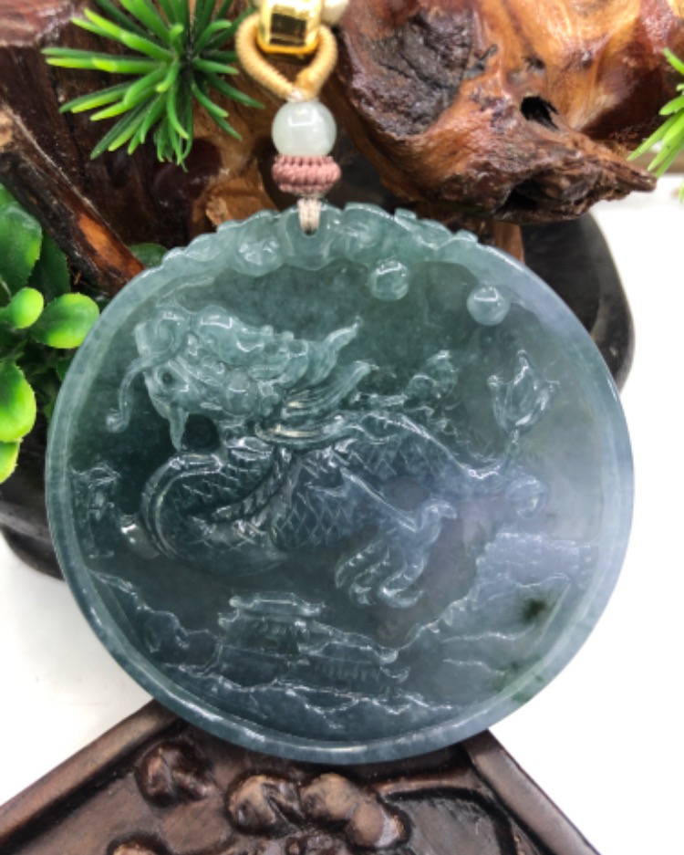 龙行天下