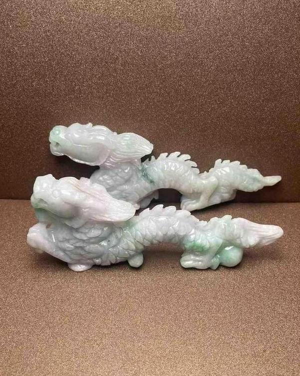 龙行天下