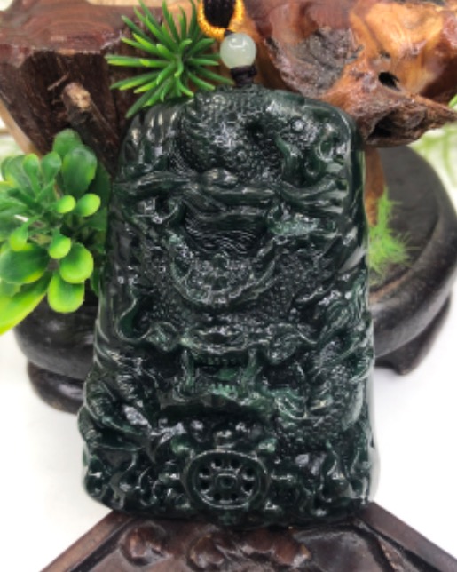 龙行天下