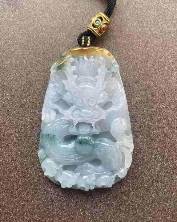 龙腾四海