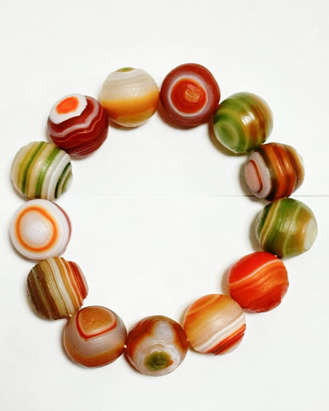 缠丝玛瑙手串