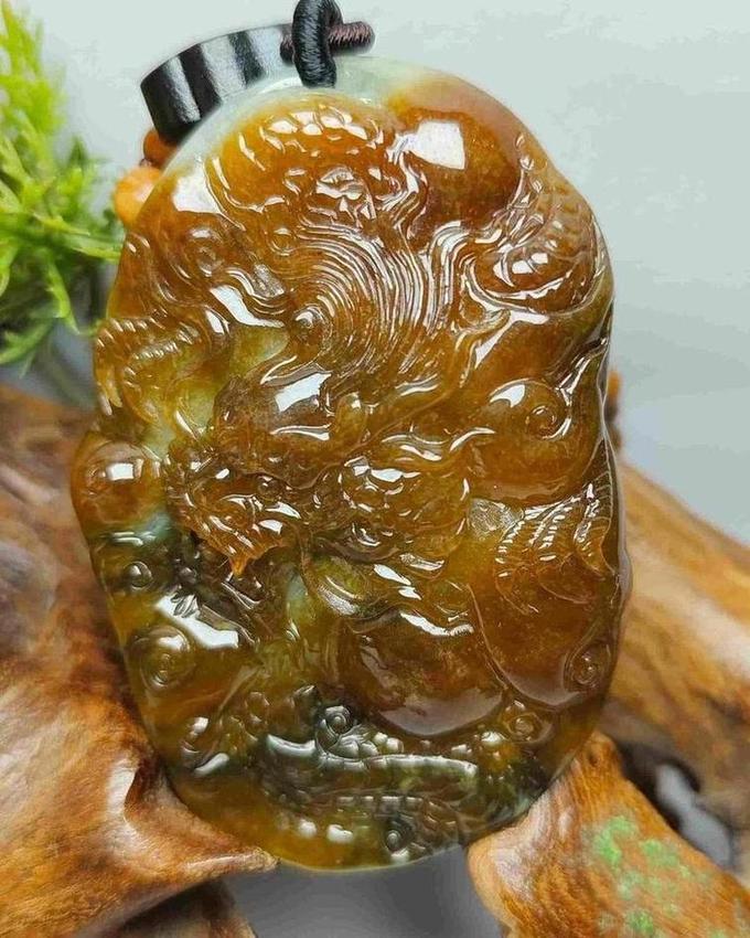 龙行天下