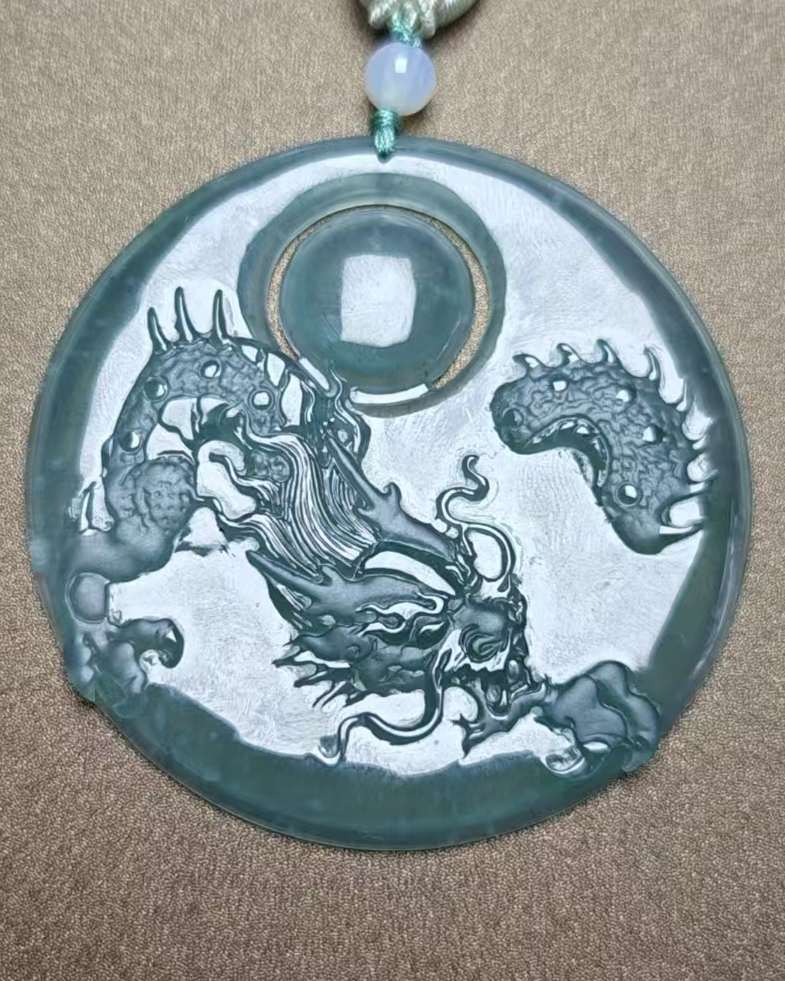 神龙护主