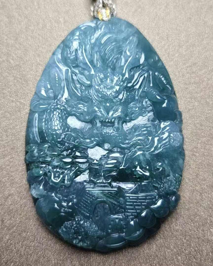 龙行天下