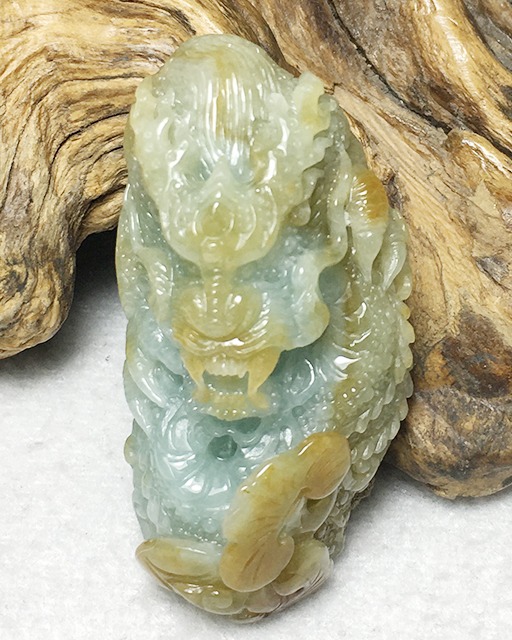 龙行天下