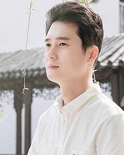 唐坤明
